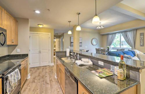 Grand Haven Condo - Walk to Nearby Hot Spots! - Foto 7