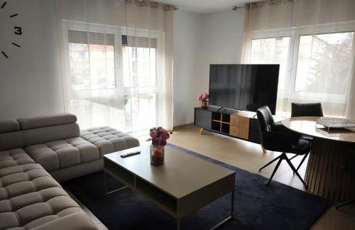 Hotel Valley of Business Frankfurt-Airport - BLACK LABEL APARTMENT - Foto 1