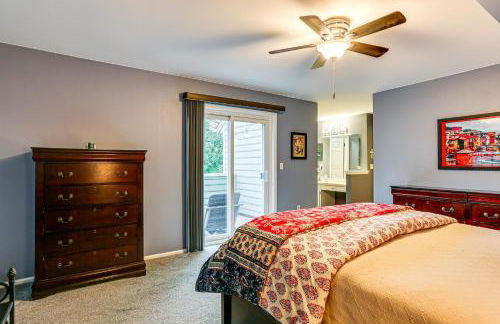 Spacious Family Home with Deck and Yard in Littleton! - Foto 15