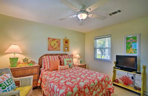 1 Block to Beach Family Getaway in Galveston! - Photo 18