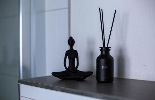 BEST STAY CityAppartment Hünfeld- SmartTV FreeWlan Balkon, in wenigen Minuten am Bahnhof, Innenstadt und doch ruhig gelegen - ideal für Paare oder Geschäftsreisen - Foto 16