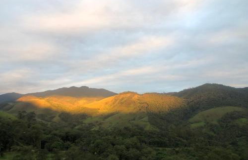 Chalé Bem-te-vi Vista espetacular da Serra da Mantiqueira - Foto 64