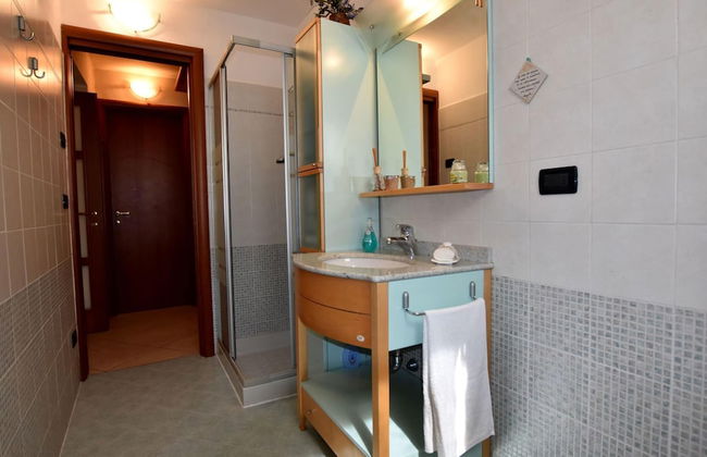 Flat in Villa, With Garden, Barbecue - Photo 21