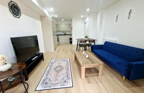 The Romford Luxe Haven - Fully Furnished 2BR - Foto 14