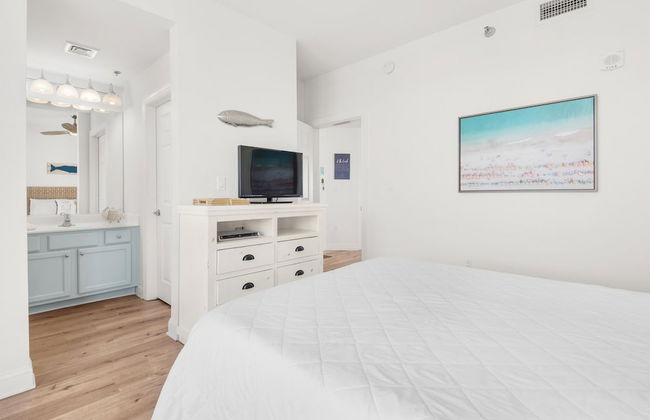 Emerald Dolphin Unit 650 - Foto 19