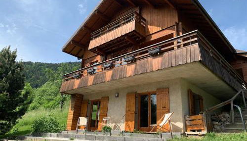 Logement 3 étoiles avec vue imprenable sur les montagnes, ski bus - Foto 3, Garden