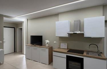 Maggiore Panoramic Tower - Photo 2