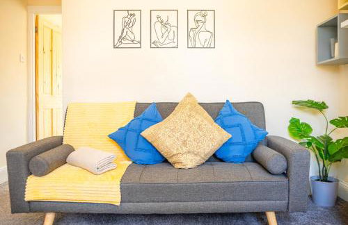 Cosy home in Reading, Berkshire - Photo 10