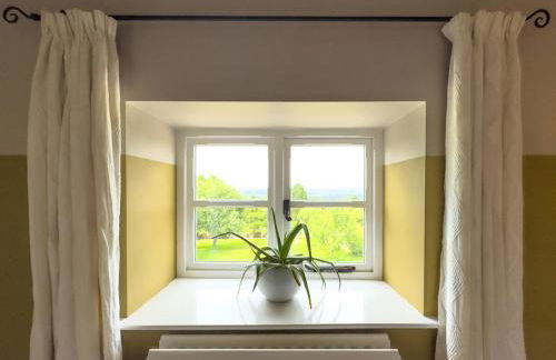 Farmhouse Feels & Peak Views - Foto 21