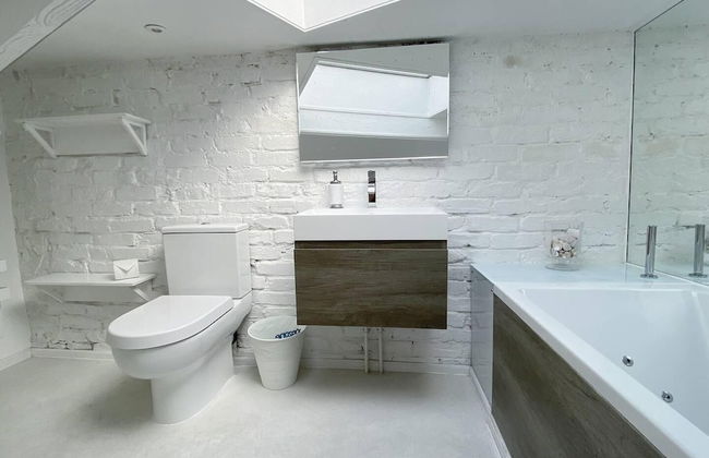 Charming 2-bed Apt With 2 Bathtub Central London - Foto 26