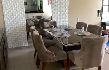 Casa Grande com 2 quartos e 3 camas com AR CONDICIONADO nos dois quartos - Foto 10