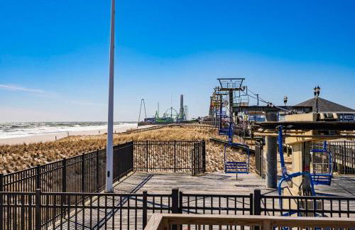 Gorgeous Beach House 2 blocks to the beach, Boardwalk, and amazing Restaurants - Foto 6