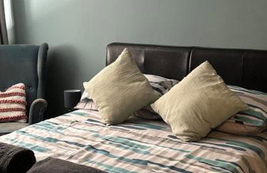 Central Plymouth Sea View Penthouse Apartment with Secure Parking - Foto 37