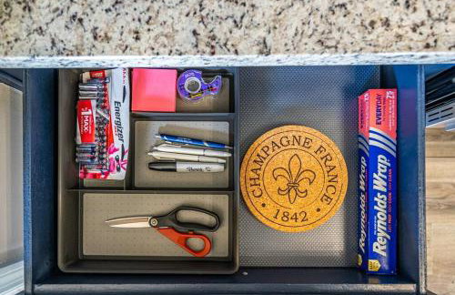 NEW Fully stocked luxury home close to I65 and I72 - Foto 55