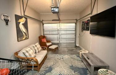 Beach Days, Nightlife Nights, East End of PCB - Foto 29