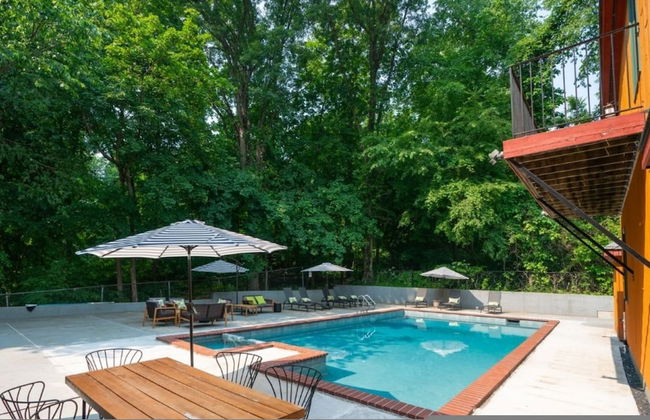 Soleil Manor White Plains - Photo 17