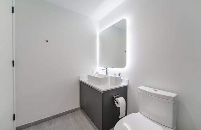 Contemporary Comfort Rooftop Views & Full Kitchen - Foto 26