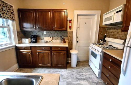 Spacious Frontier Park Apartment - Foto 12