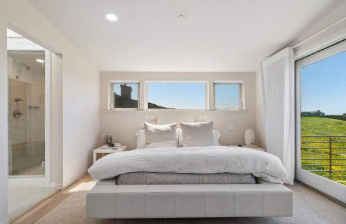 Breathtaking Views of the Pacific Ocean Rooftop Balcony Gourmet Kitchen and Hot Tub overlooking Golf Course - Foto 19