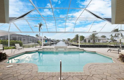 Waterfront Bliss Retreat Sailboat Access and Heated Pool - Foto 3