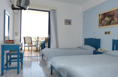 Ostria Seaside Studios and Apartments - Photo 4