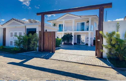 Casa com piscina, churrasqueira e estacionamento - Foto 23