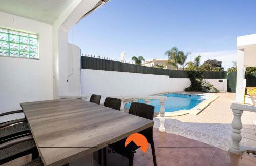 #039 Family Private Pool AC - Foto 2