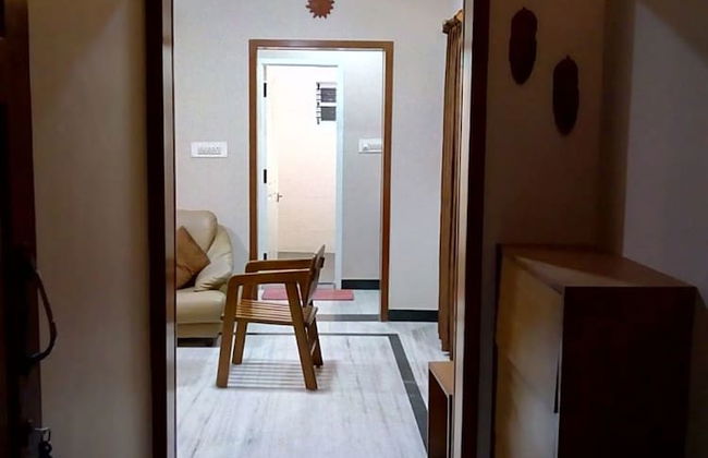 OM Residency - Photo 10