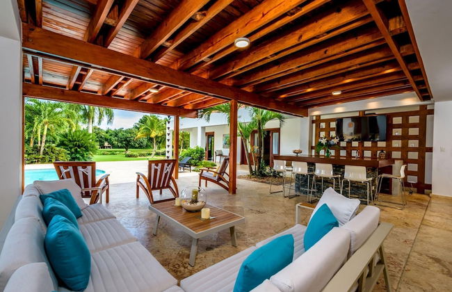 Casa de Campo Villa Luxurious Property up to 12 People With Pool Jacuzzi BBQ Golf - Photo 35