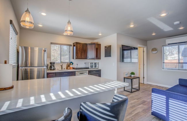 1 Bedroom East DT - Photo 1