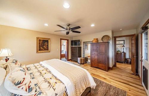 Upscale Hot Tub Wildlife Views - Photo 27