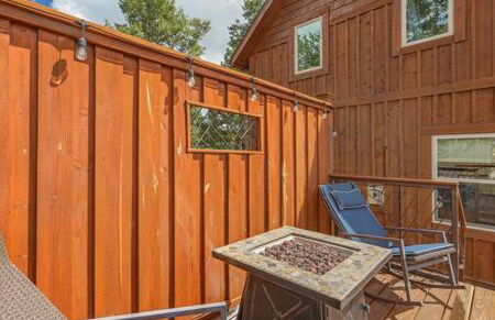 Cabin~Views~Heart of Town~W&D~Fireplace~Kitchen - Foto 39