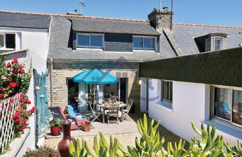 LocaLise - M3A La Maison du pêcheur au Guilvinec - Chambres vue mer - A 20m de la mer située à la pointe de Men Meur - Tout à pied, plage, port, centre, commerces, marché - Wifi inclus - Linge de lit inclus - Jardin clos - En option , ménage et serviettes - Foto 1