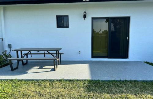 Sunny Delight Home Near Airport - Foto 53