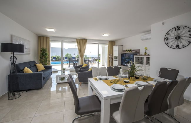 Luxury Villas Royal II with Private Pool - Foto 12