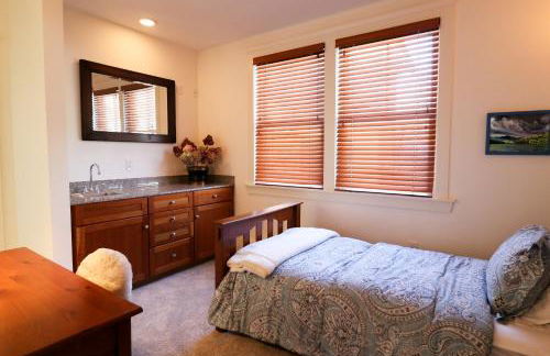 3 BR Luxury Condo at Castle Hill - 5 mi to Okemo - Foto 29