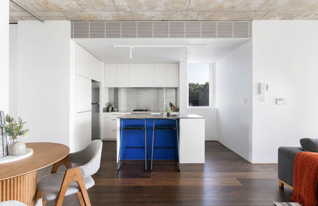 The Chromatic Apartments by Urban Rest - Photo 3