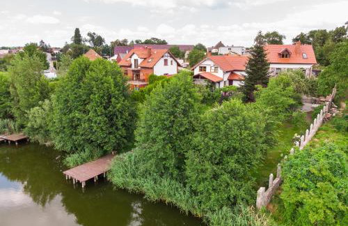 Dom nad jeziorem z prywatnym pomostem i lodka - Wifi i parking w cenie - Foto 3