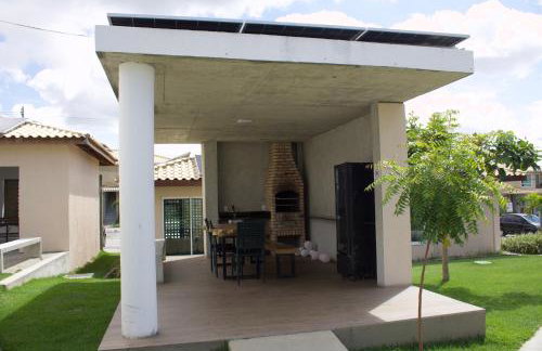 APT Completo - Suíte - 2 Ar-condicionados, Wi-FI, Piscina, garagem, portaria - aconchegante - Foto 37