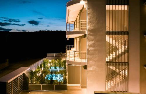 Olynthus Luxury Rooms & Suites - Foto 3