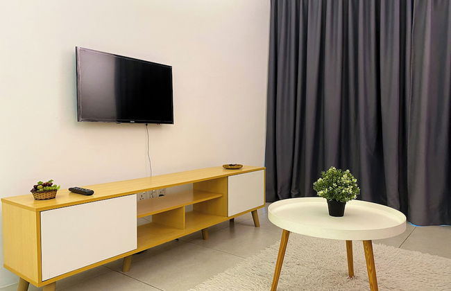 Comfy 3-Bedrooms Apartment at Meritus Residensi - Foto 32