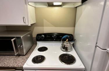 Beverly Estates - Photo 24