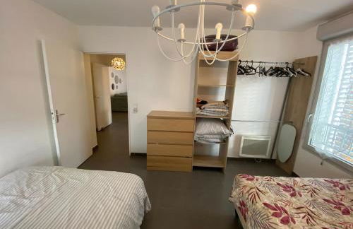 FLC- Vaste T2 -Parking-Air Conditioning-Terrace-6p-St Charles - Foto 9