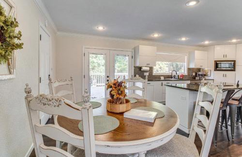 3 Mi to Lake House with Fire Pit in Mountain Home! - Foto 8