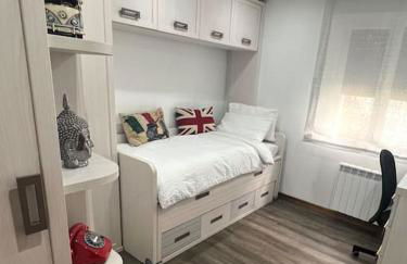 Apartamento céntrico con terraza EBI02919 - Foto 13