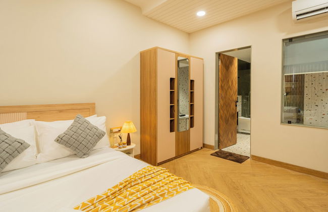 ELIVAAS Kamerios Maris 1 BHK Jacuzzi - Photo 10