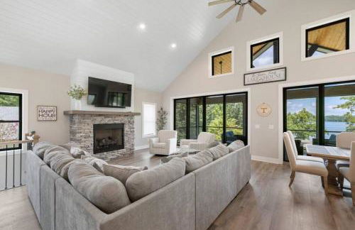 New Home, Dock, Kayaks, Game Room, Water Views - Foto 27