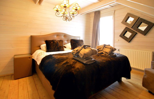 Luxurious Villa with Sauna, Hot Tub, Recreation Room, Large Enclosed Garden - Foto 35