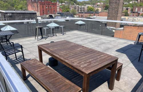 BUBBLES FANTASY SUITE Explore OTR and Rhinegeist - Foto 41