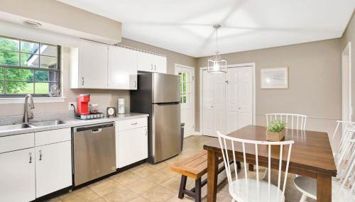 Country Lane Cottage- privacy & quiet neighborhood - Foto 5